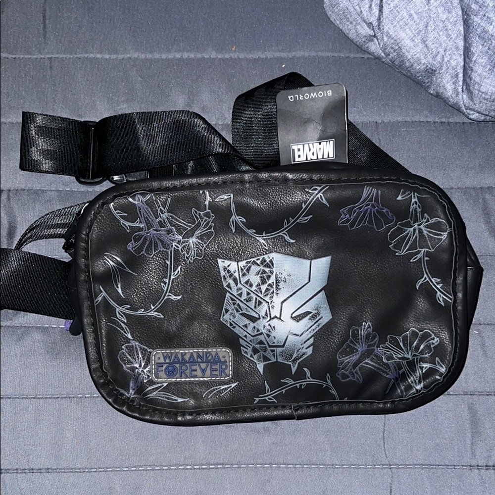 Marvel Black Panther Black Crossbody Bag